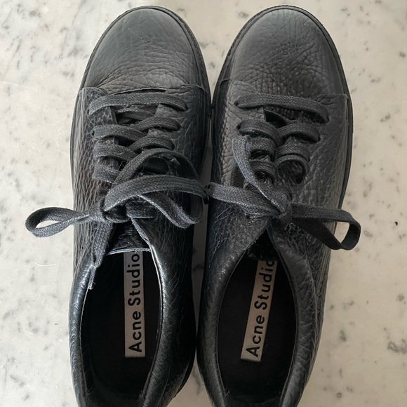 ACNE studios crackled leather platform sneaker in perfect condition. Size 38 - Picture 5 of 5